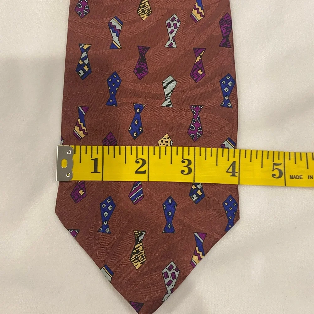 Furetis Puternic 100% Silk Tie